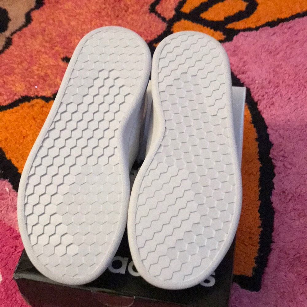 Adidas - Picture 3 of 4